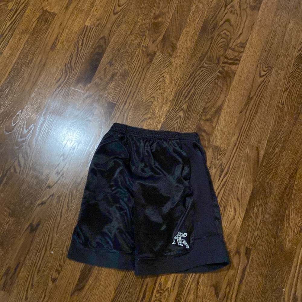 AND1 BASKETBALL SHORTS